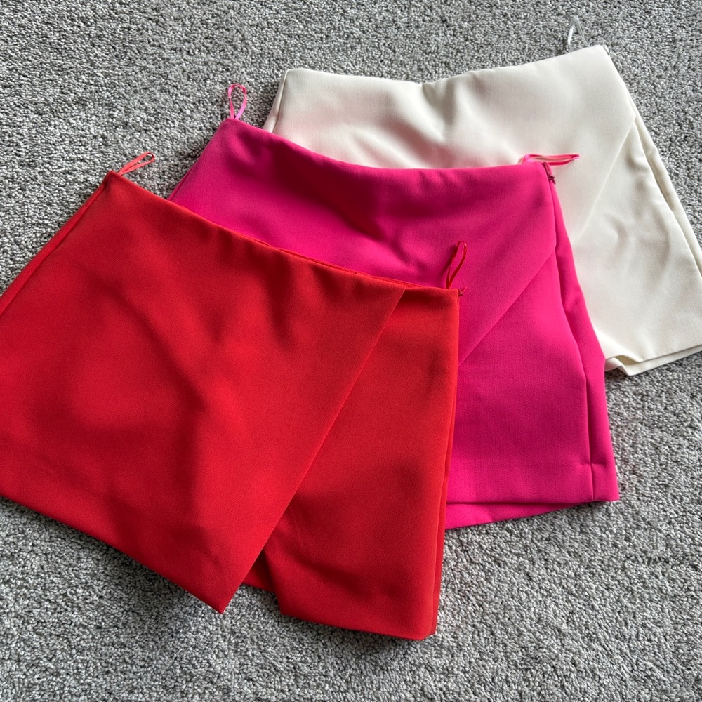 🔥 Zara Skort Bundle – Size Small – NWOT – Red Pink Cream (Set of 3)